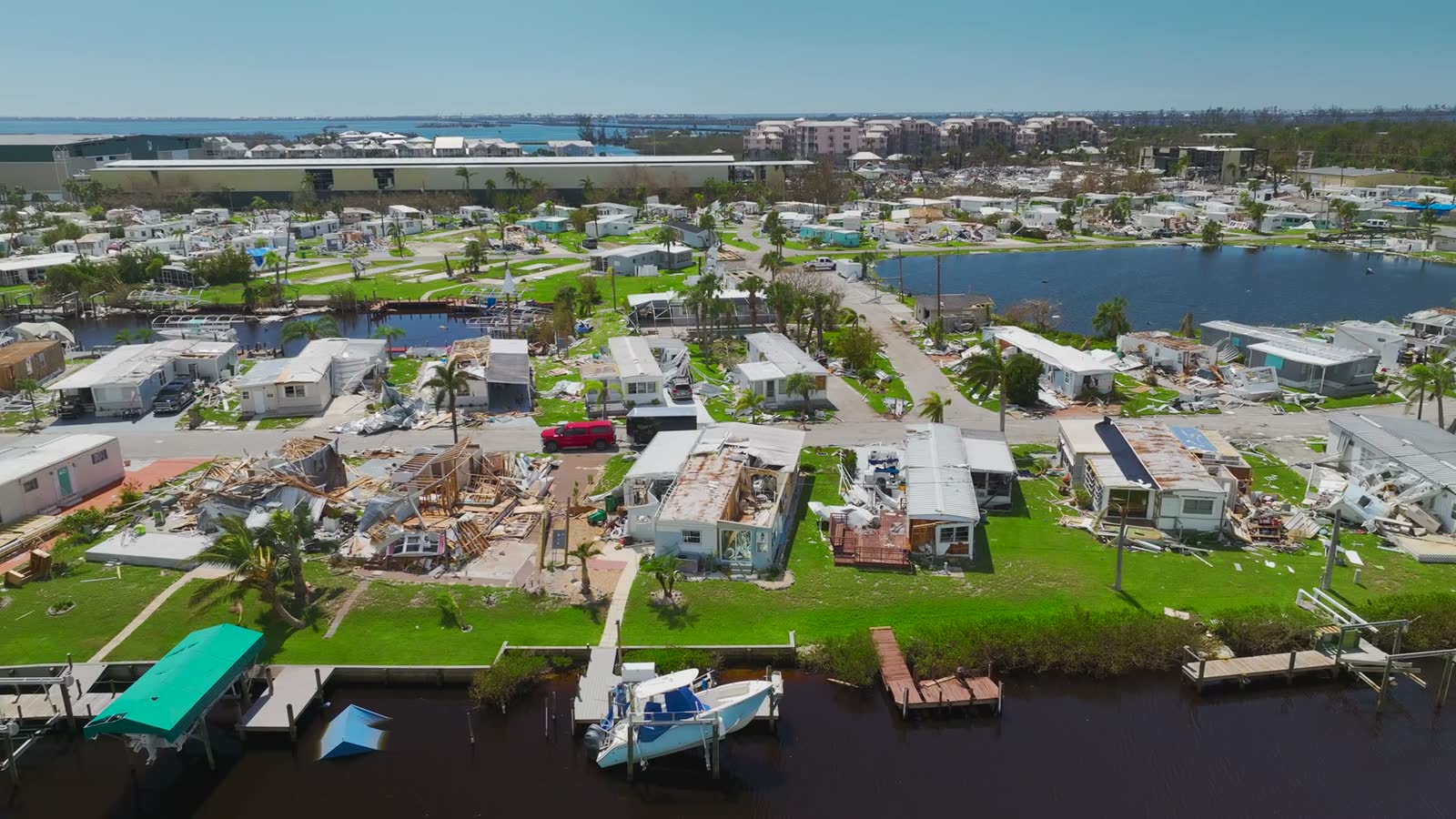 Florida homes destroyed by Hurricane Ian, the disaster market where unlicensed contractors chase property insurance claims