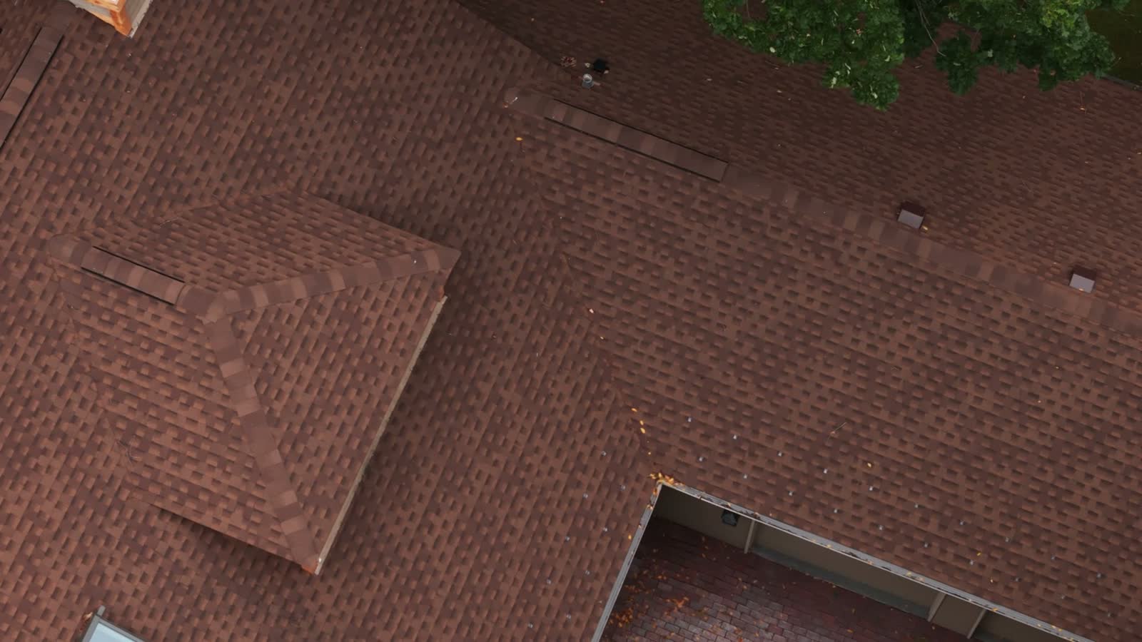 roof-damage-claim-element-new-building-sunny.mp4