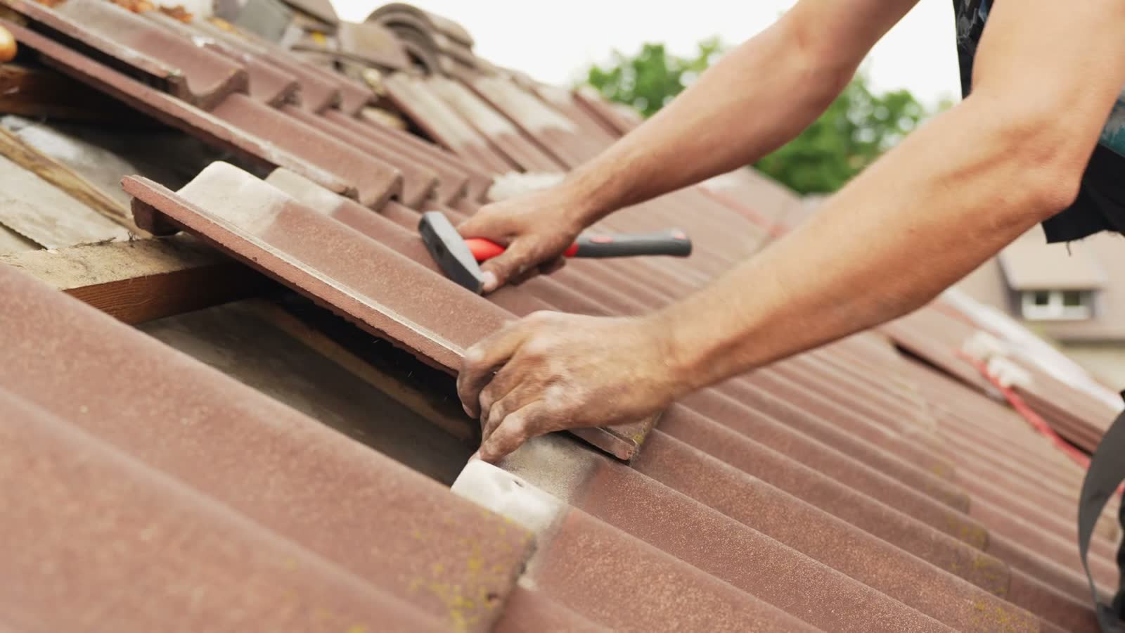 roof-damage-claim-man-working-shingles.mp4