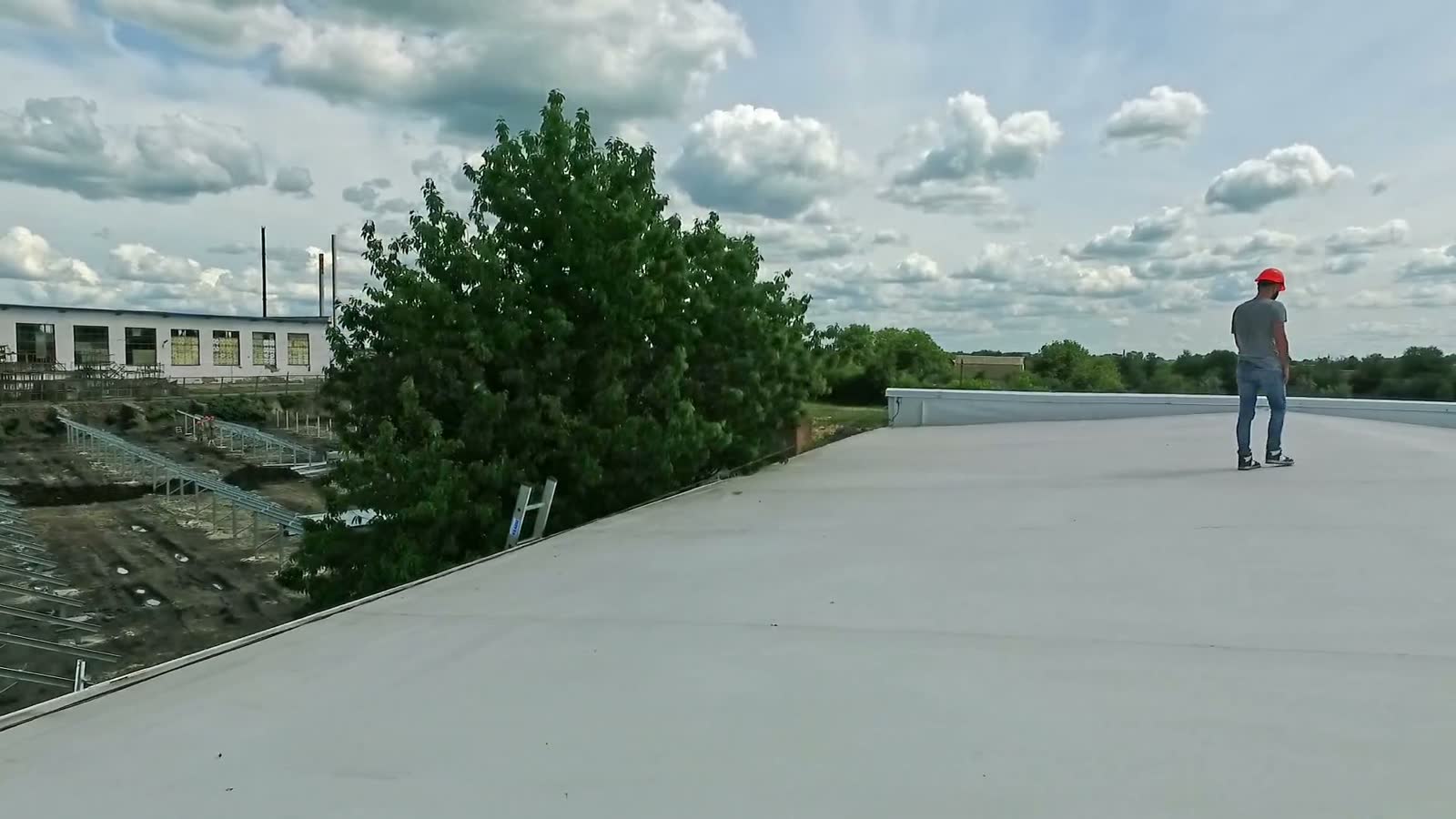 roof-damage-claim-rooftop-engineer.mp4