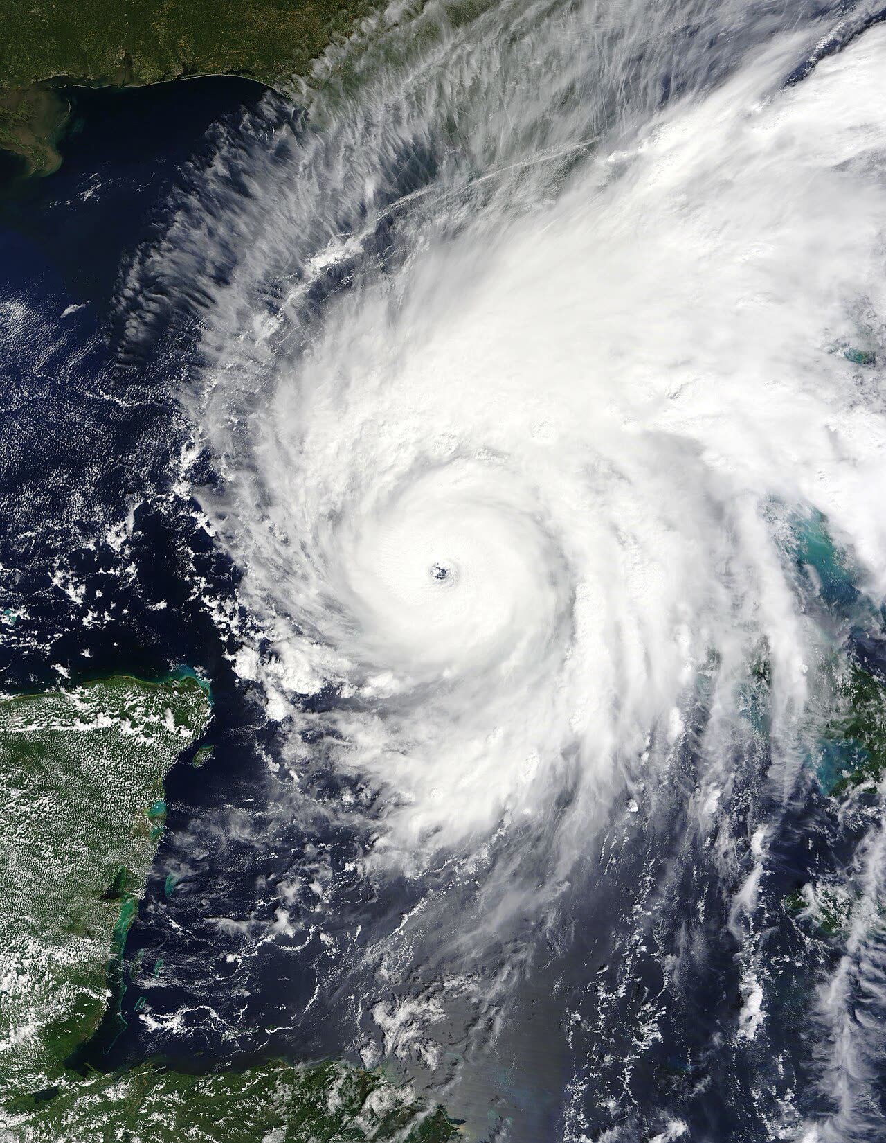 Ian crossing western Cuba as a Category 3, September 27, 2022, the island lost power nationwide